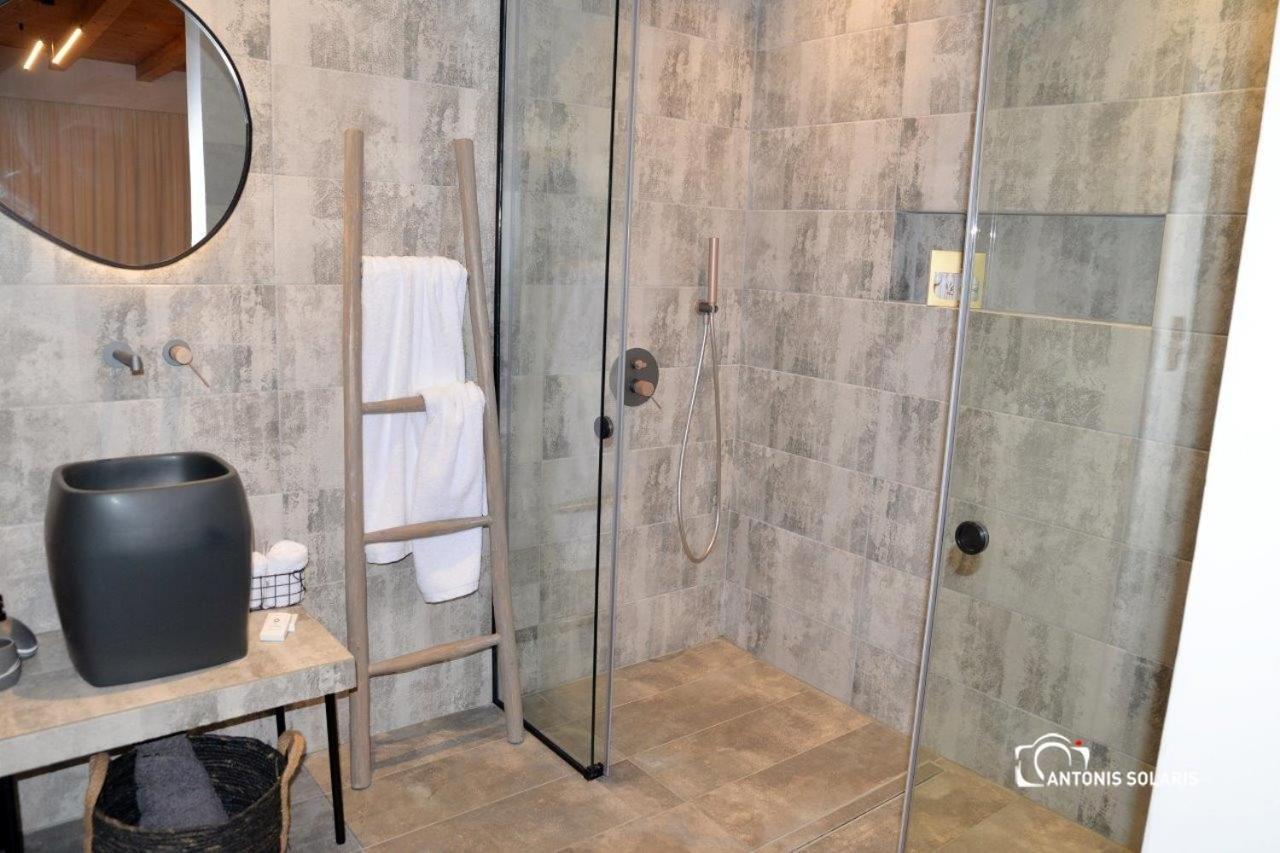 Nisaki Hotel & Elite Suites Ermúpoli Kültér fotó