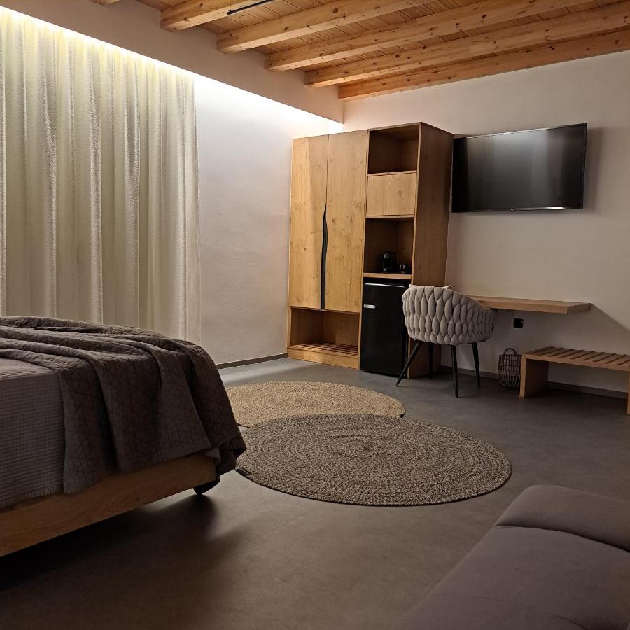 Nisaki Hotel & Elite Suites Ermúpoli Kültér fotó