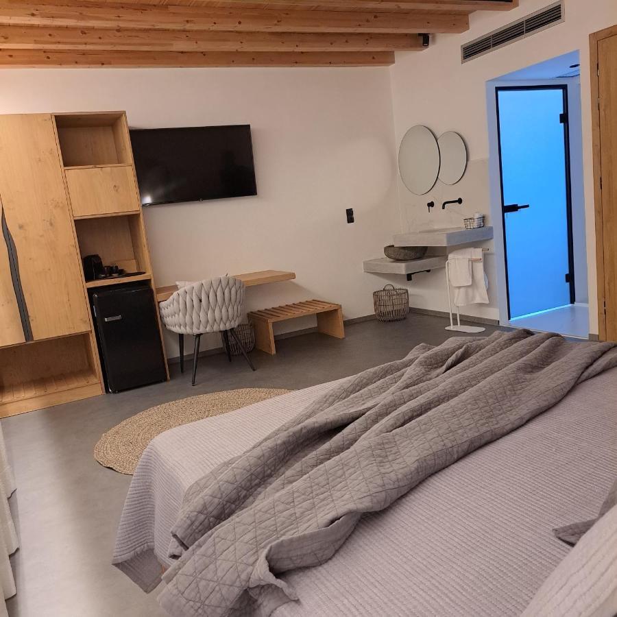 Nisaki Hotel & Elite Suites Ermúpoli Kültér fotó