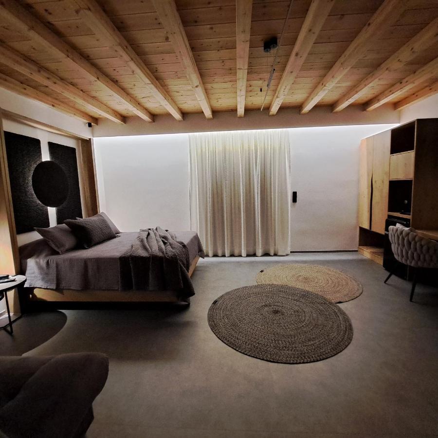 Nisaki Hotel & Elite Suites Ermúpoli Kültér fotó
