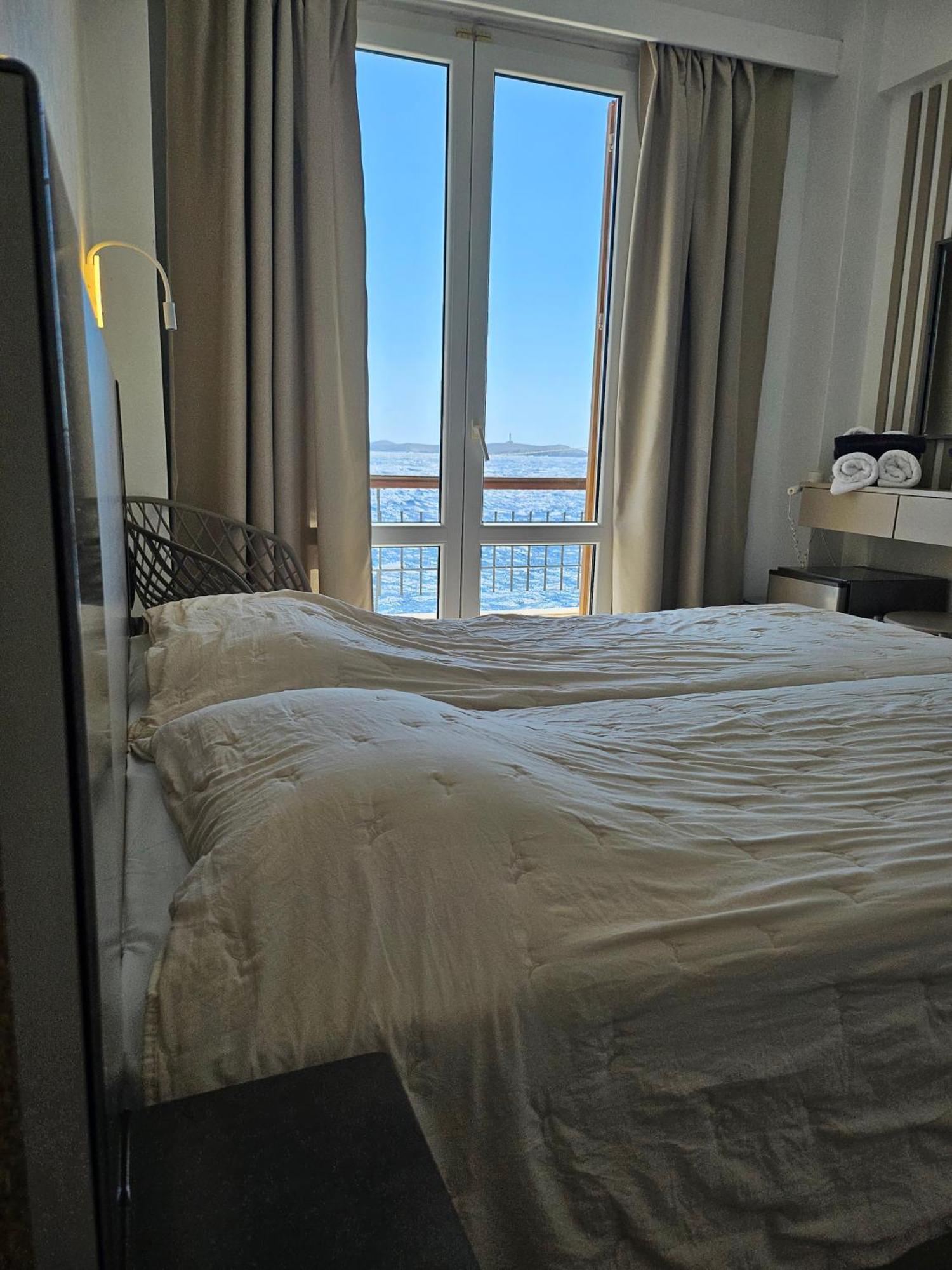Nisaki Hotel & Elite Suites Ermúpoli Kültér fotó