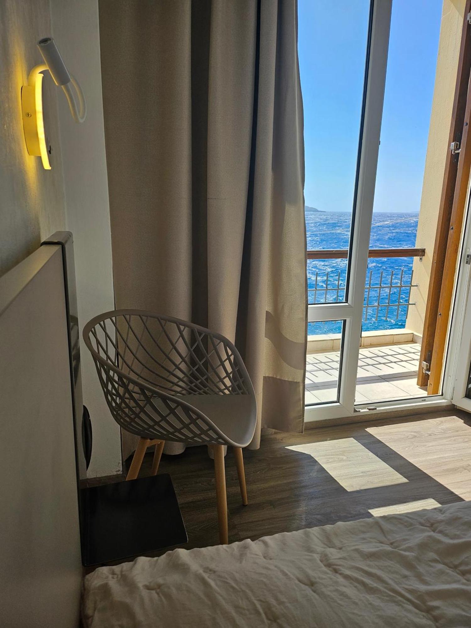 Nisaki Hotel & Elite Suites Ermúpoli Kültér fotó