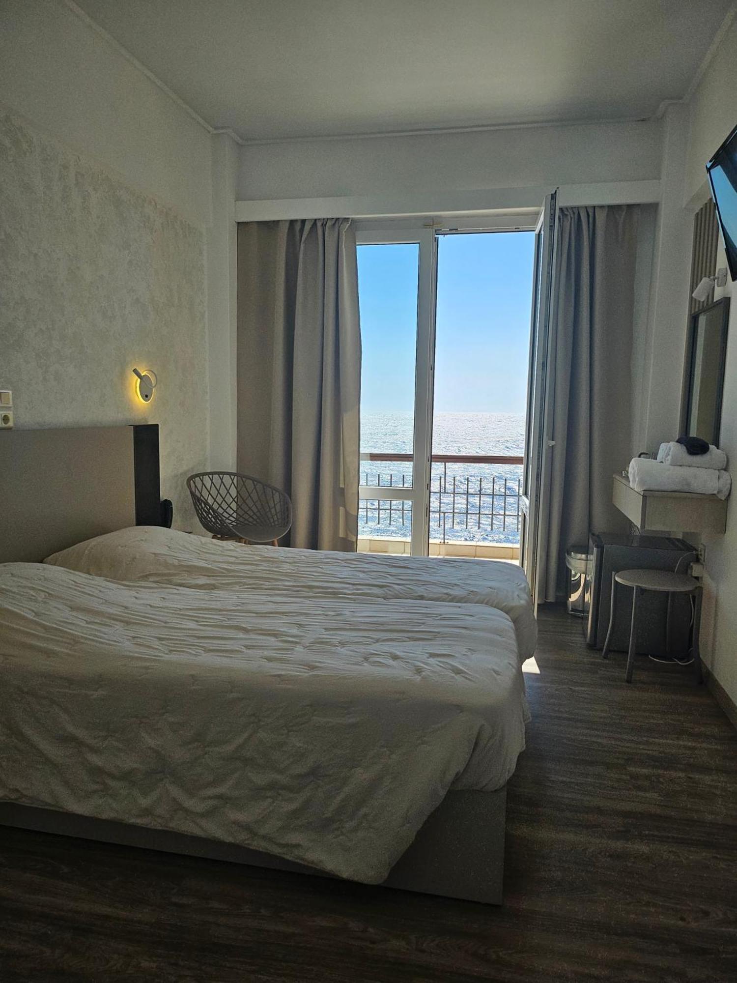 Nisaki Hotel & Elite Suites Ermúpoli Kültér fotó